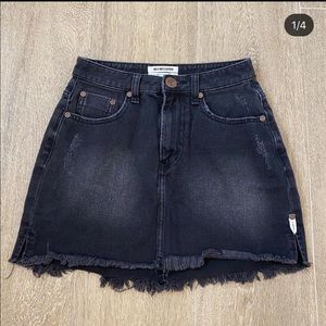 NWOT, SIZE 25 One Teaspoon Denim Skirt